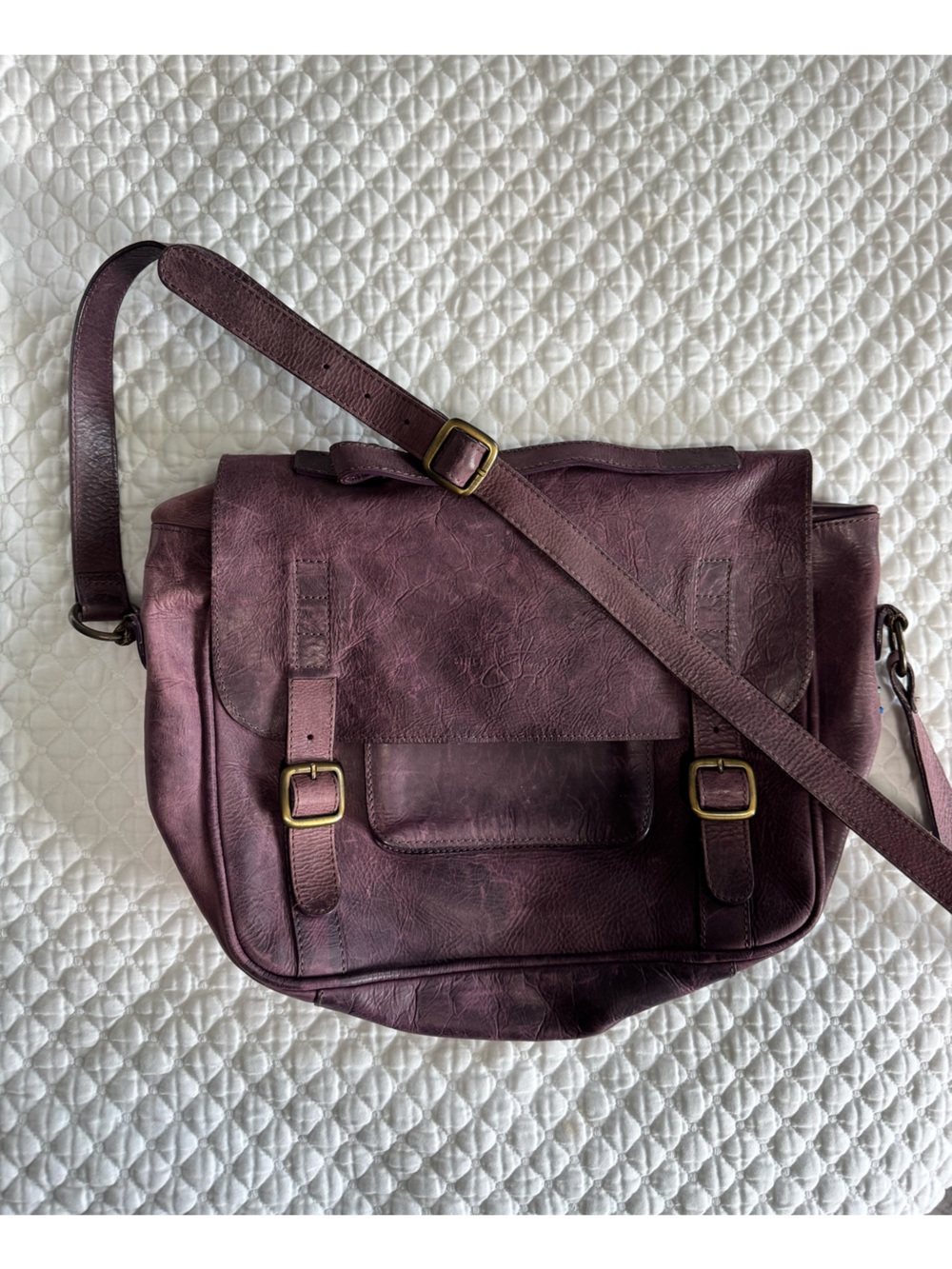 Fluevog Genuine Leather Messenger Bag – Plum